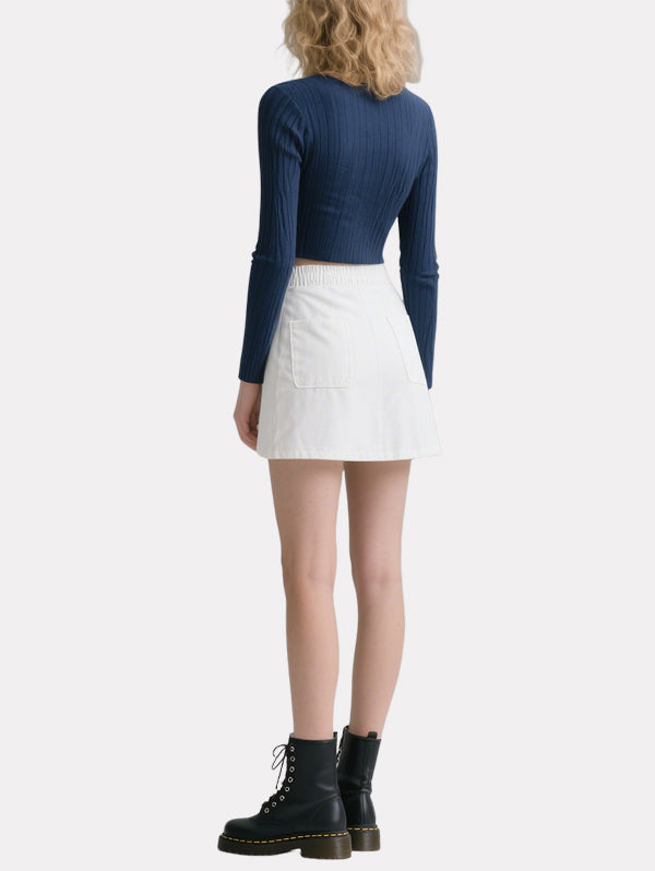 Simple Navy Blue Long-Sleeved Top White Skirt Suit