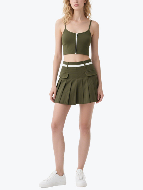 Vibrant Contrasting Sports Style Skirt Suit